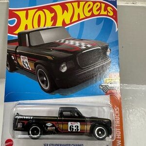 Hot Wheels '63 Studebaker Champ